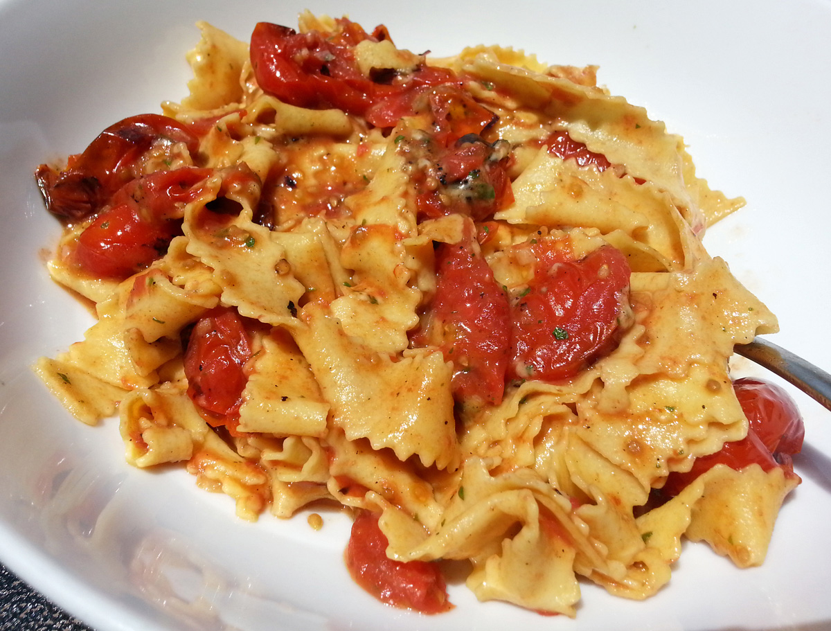 Reginette with Burst Cherry Tomatoes & Herbs